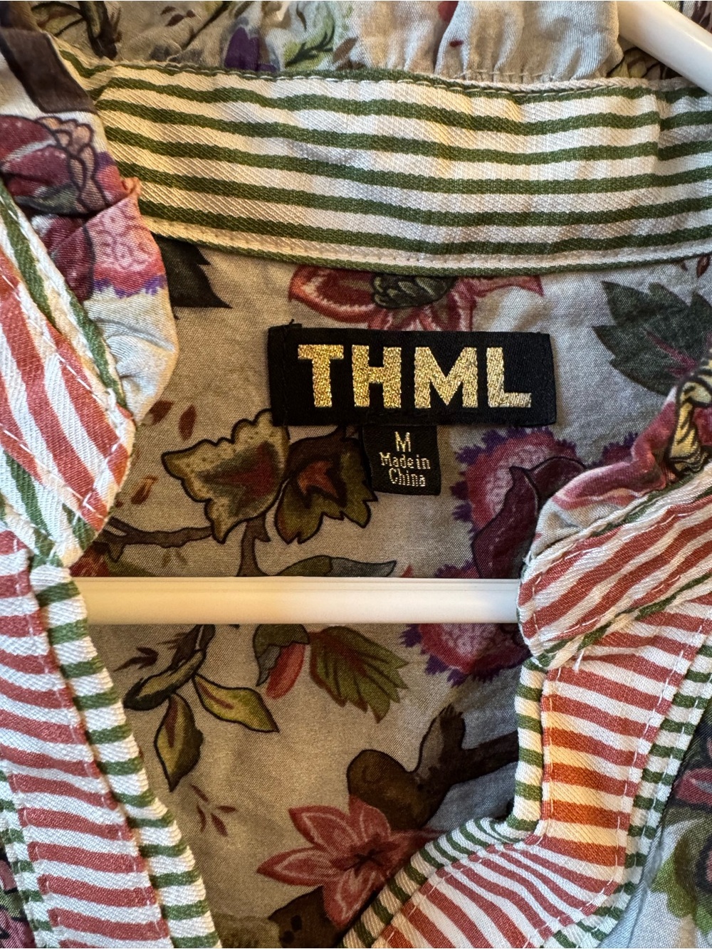 THML Fall For Me Floral Puff-Sleeve Blouse Medium - Picture 4 of 12